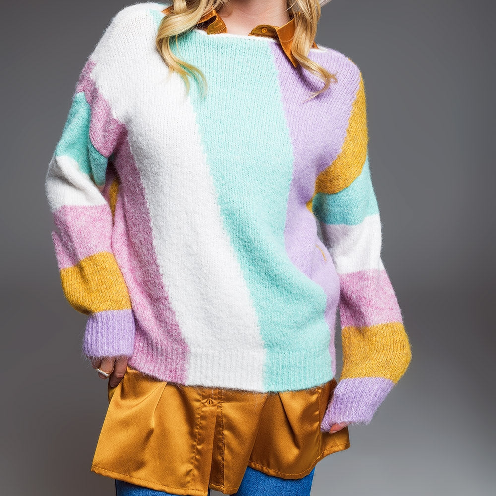 Suéter de listras diagonais multicoloridas relaxado com gola canoa em cores pastel
